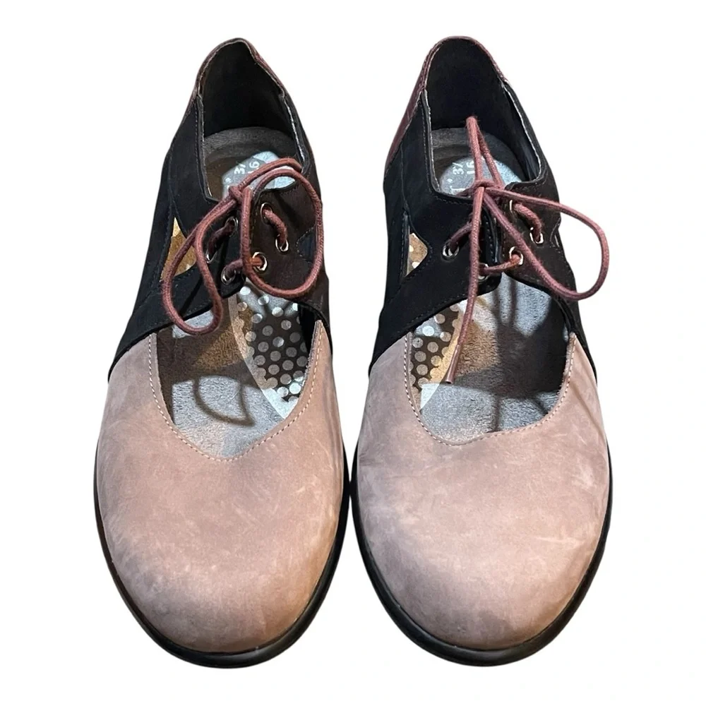 Naot Mary Jane Alisio Two Tone Lace Up Nubuck Suede Shoes. 37‎ / US 6-6.5
